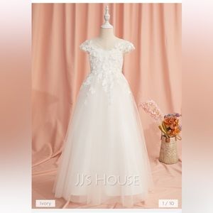 Girls Communion Gown & Veil